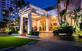 Beverly Hills Plaza Hotel And Spa